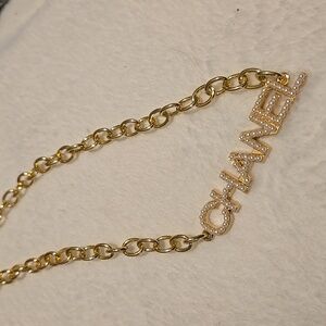 Fun Fashion Pretty Gold Tone & Faux Pearl Logo Costume Necklace